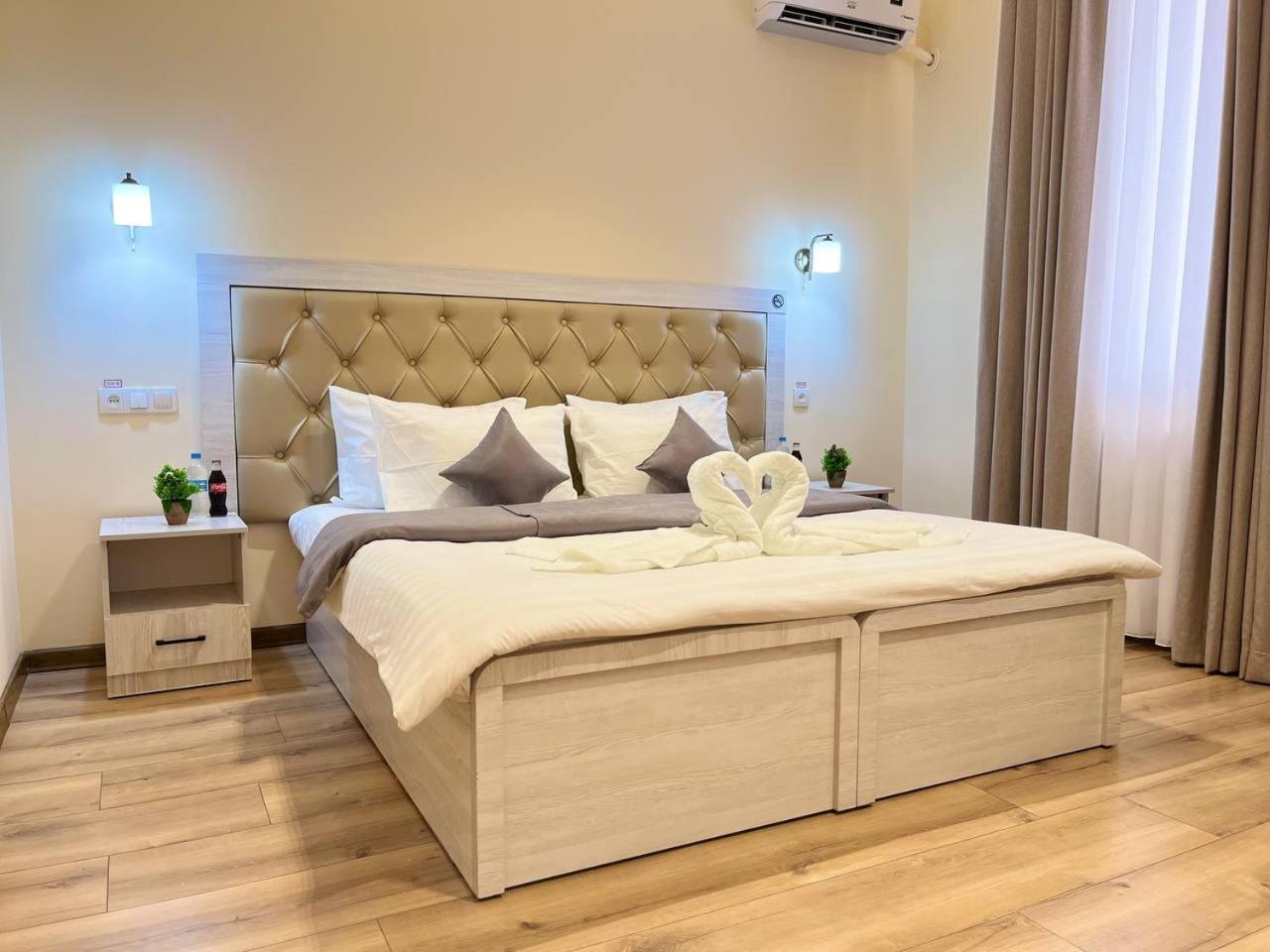 Aks Hotel Ташкент Экстерьер фото