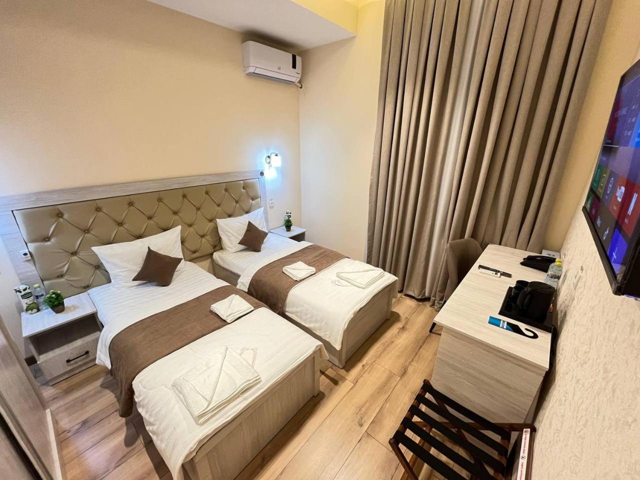 Aks Hotel Ташкент Экстерьер фото