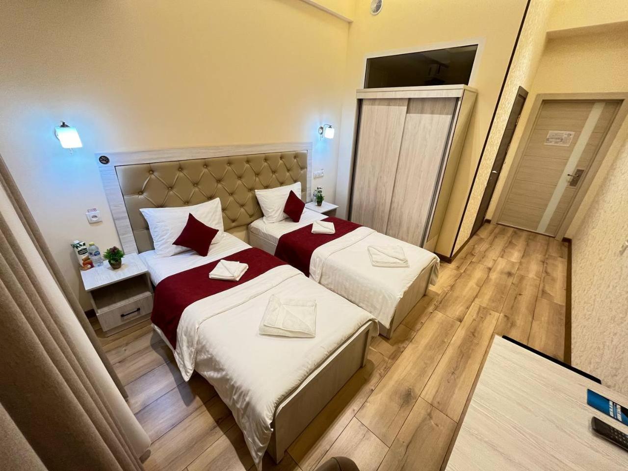 Aks Hotel Ташкент Экстерьер фото