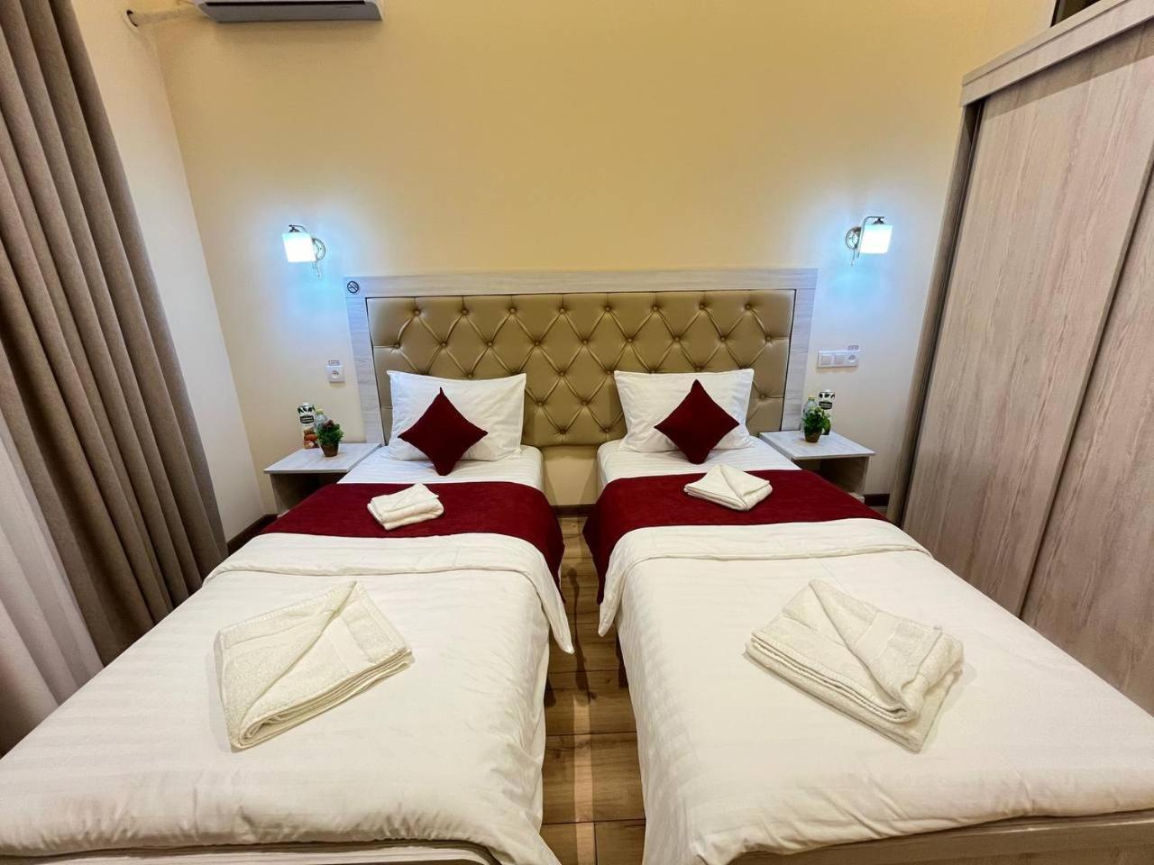 Aks Hotel Ташкент Экстерьер фото