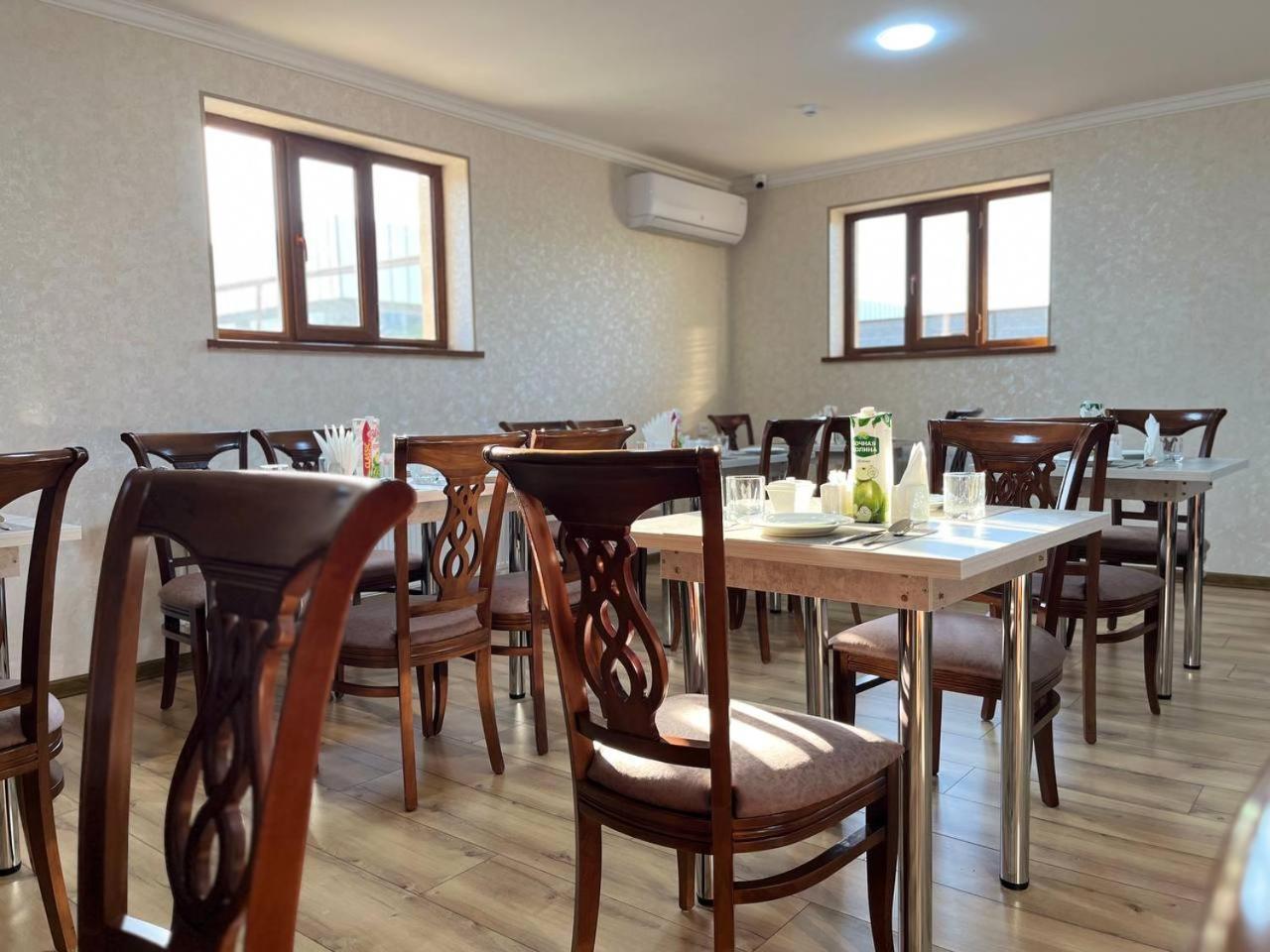 Aks Hotel Ташкент Экстерьер фото