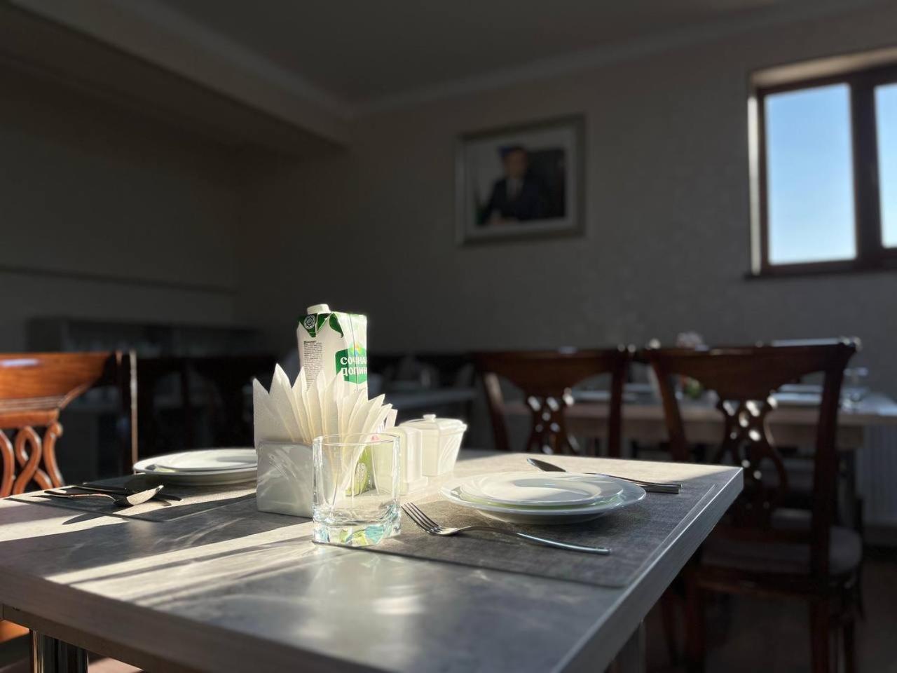 Aks Hotel Ташкент Экстерьер фото